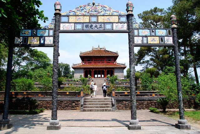 Gateway-Minh-Mang-Tomb-Hue